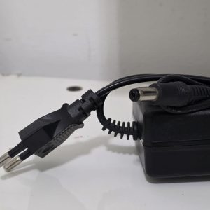 Standard DC 5.5mm x 2.1mm Barrel Adapter-12V (used)